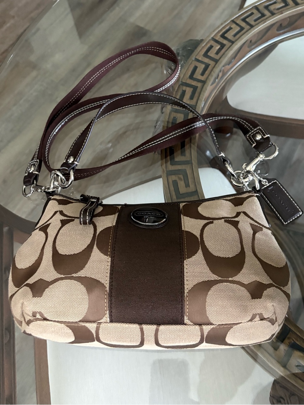 🤎🤎COACJH Y2K SIGNATURE BROWN JACQUARD DEMI BAG!🤎🤎F19218 - Picture 4 of 8